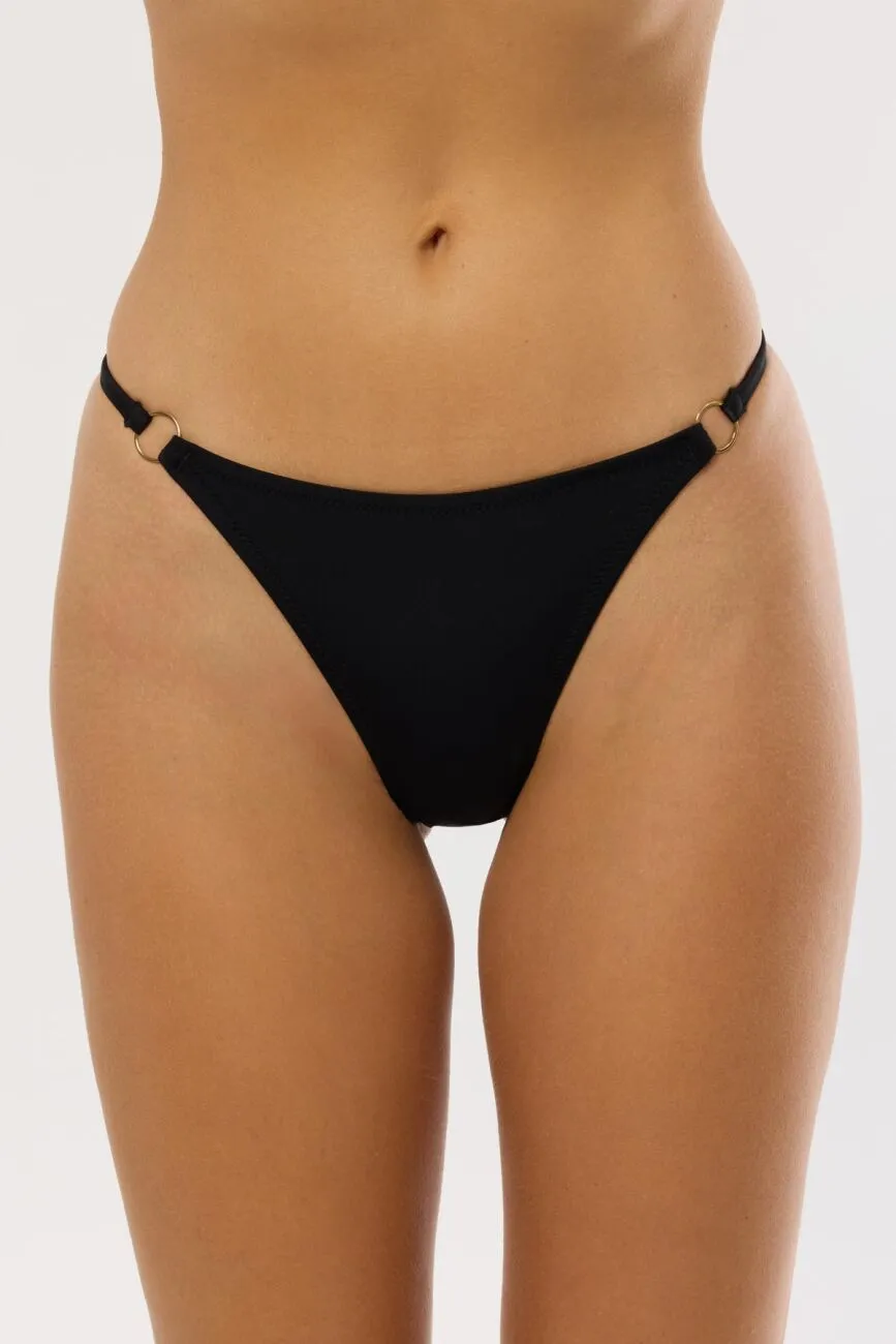 63067 Black Sitring Bikini Bottoms