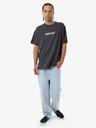 BLURR EMBRO MERCH FIT TEE