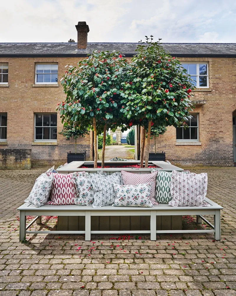 Ikat Outdoor Cushion - Pink