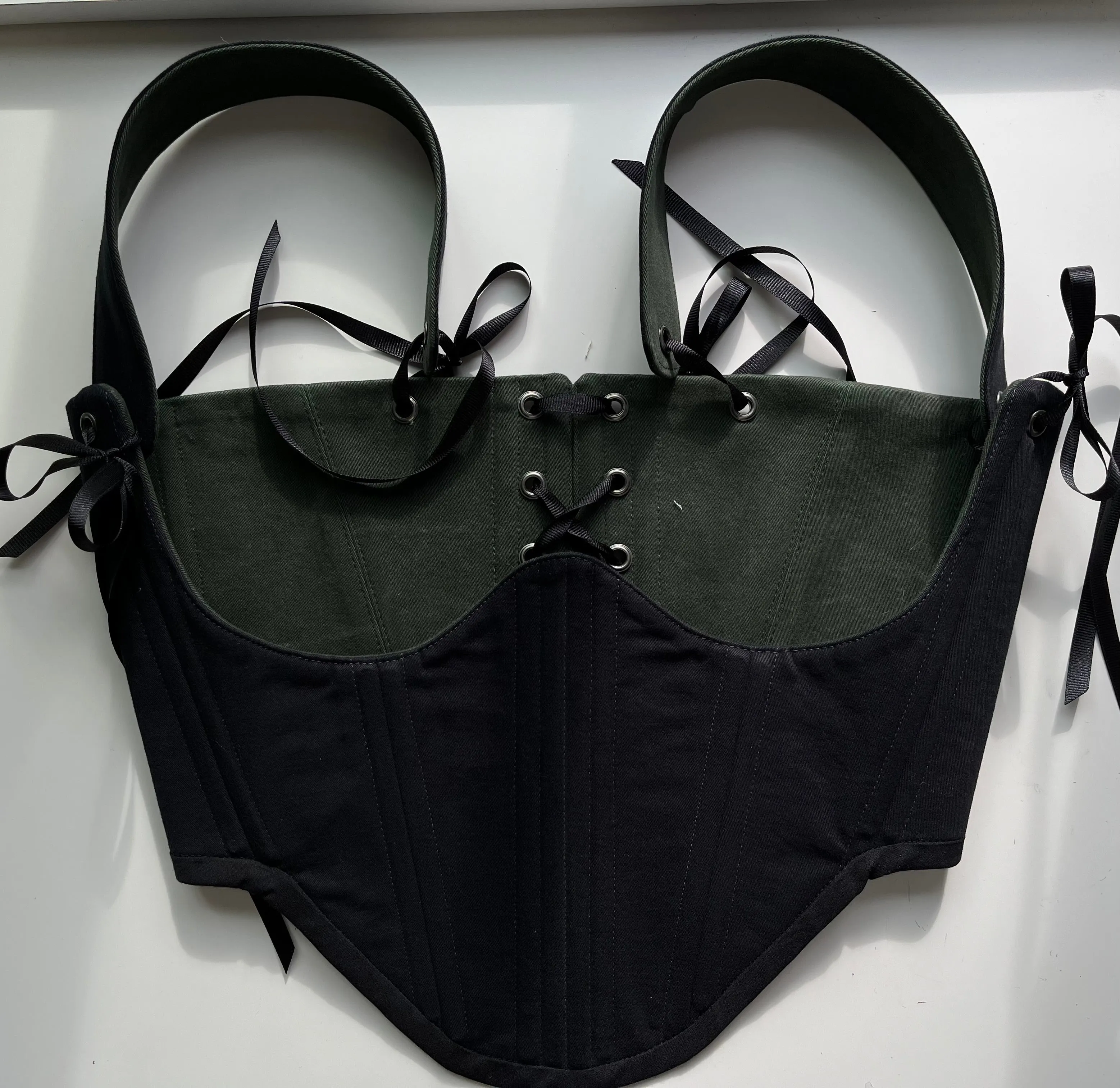 Rebersible Black/ marble army green underbust corsage