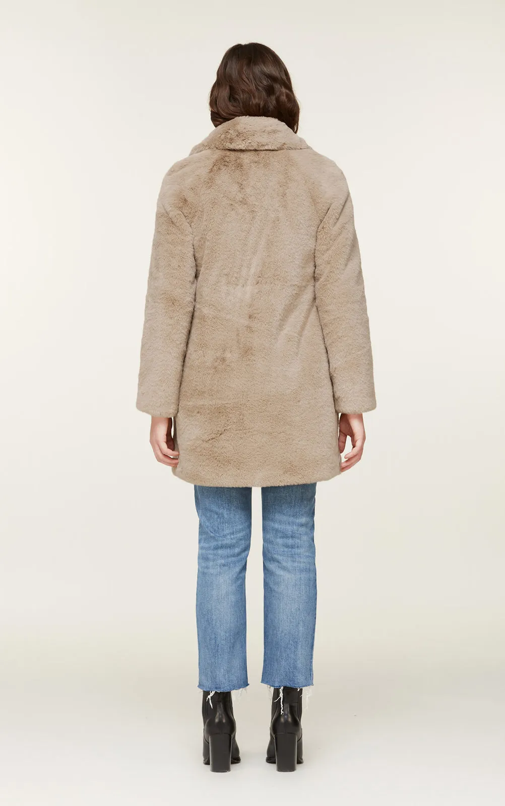 Soia & Kyo - Renada Faux Fur Coat in Honey